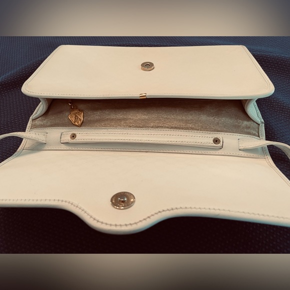 Vintage GUCCI Small Micro GG Clutch Handbag - Picture 8 of 13